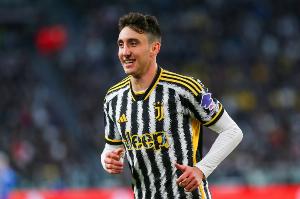 坎比亚索：尤文全队都得提升表现，拉齐奥会踢得很有攻击性