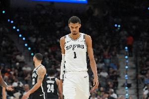 文班生涯前125场命中至少1000球 历史第五人&比肩詹姆斯卡特锡安