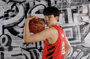 队记：波特兰当地球迷很喜欢杨瀚森 我想看看他能树立多大的形象