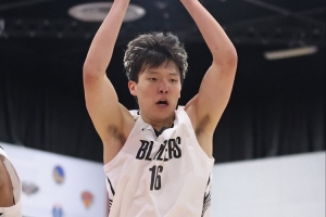 前方记者：杨瀚森在G联赛的训练态度和进攻 让开拓者印象非常深刻